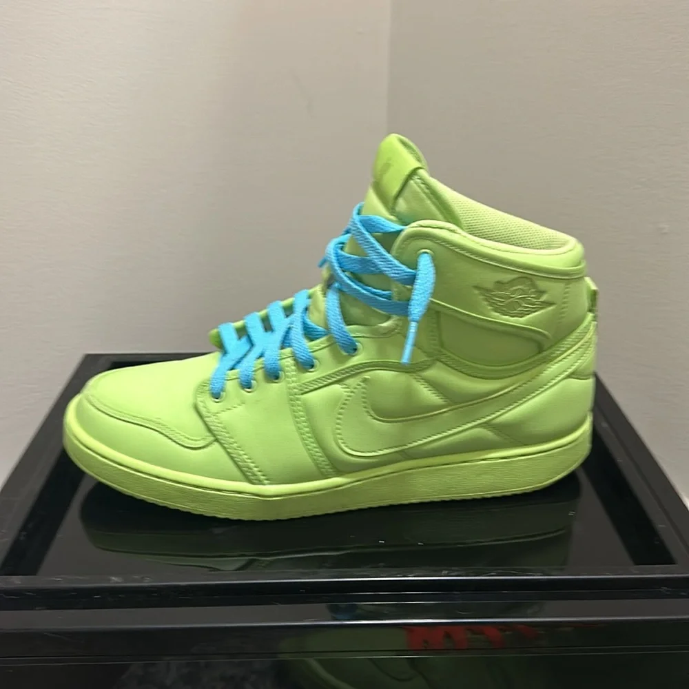 Jordan 1 AJKO ( Billie Ellish Edition ) Size 11.5 wm - Picture 4 of 9